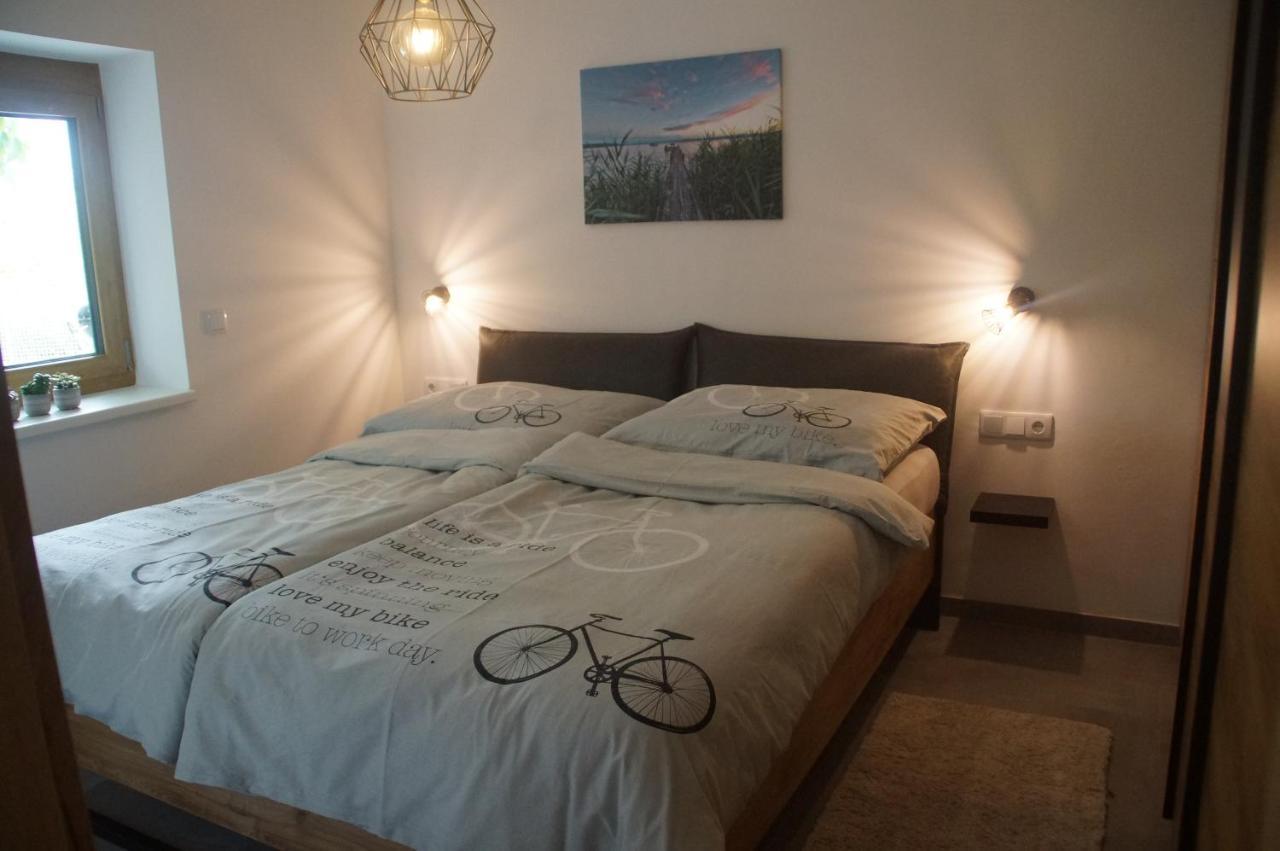 Kirschbluetenappartements Breitenbrunn  Dış mekan fotoğraf